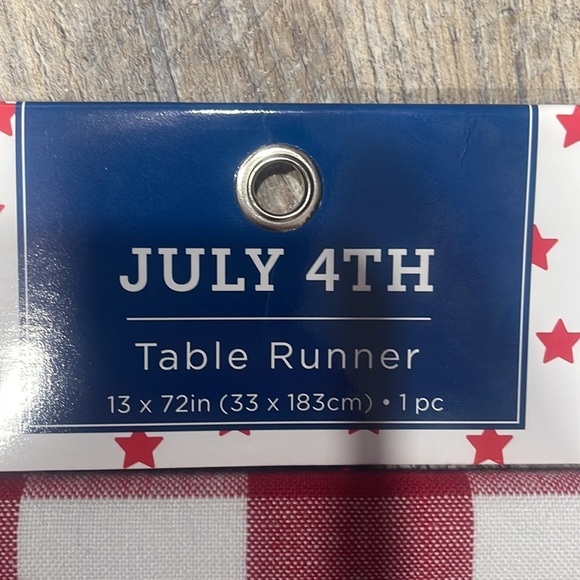 Table runner - Picture 5 of 9